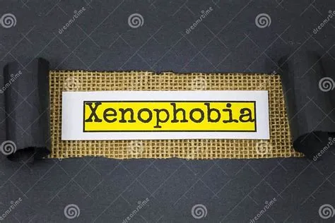   Xenophobia: Unmasking Prejudice and Fear - A Journey into the Human Psyche Through Colombian Eyes